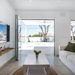 Casa Robert * كونيل ذي لا فرونتيرا
